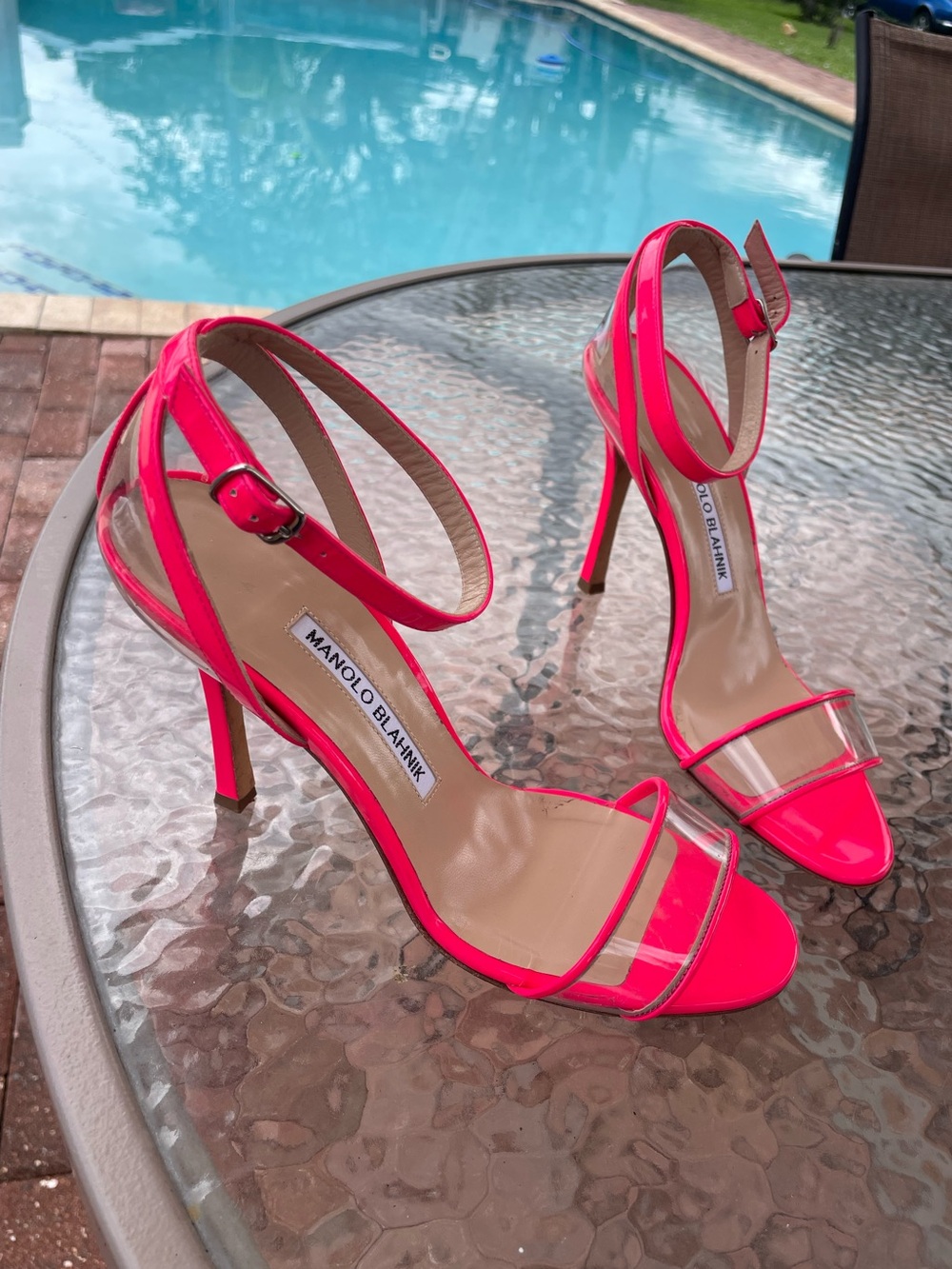 Manolo Blahnik Hot Pink Leather Sandals Size 37.5